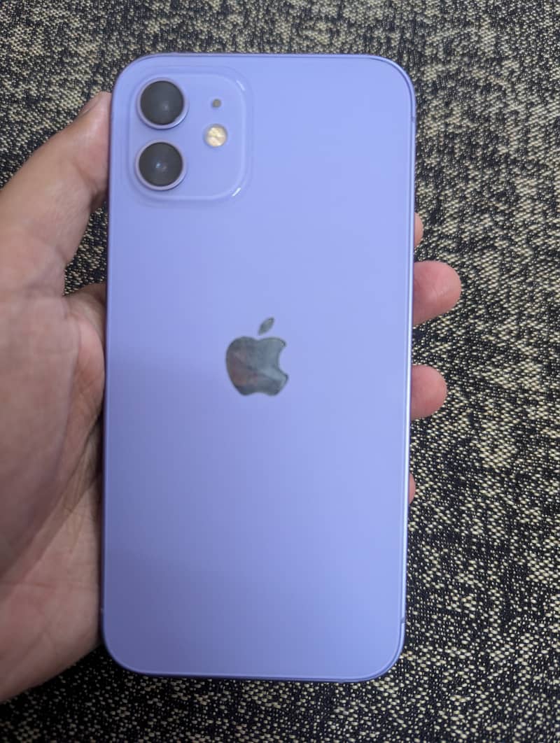 Apple iPhone 12 5