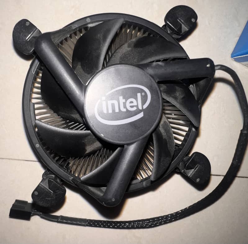 CORE I 5 | 10TH GEN | PROCESSOR | GOOD CONDITION 1