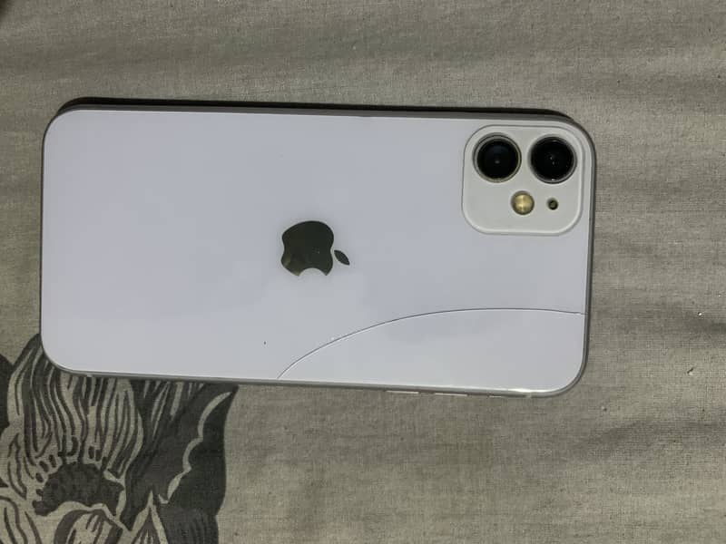 Apple iPhone 11 2