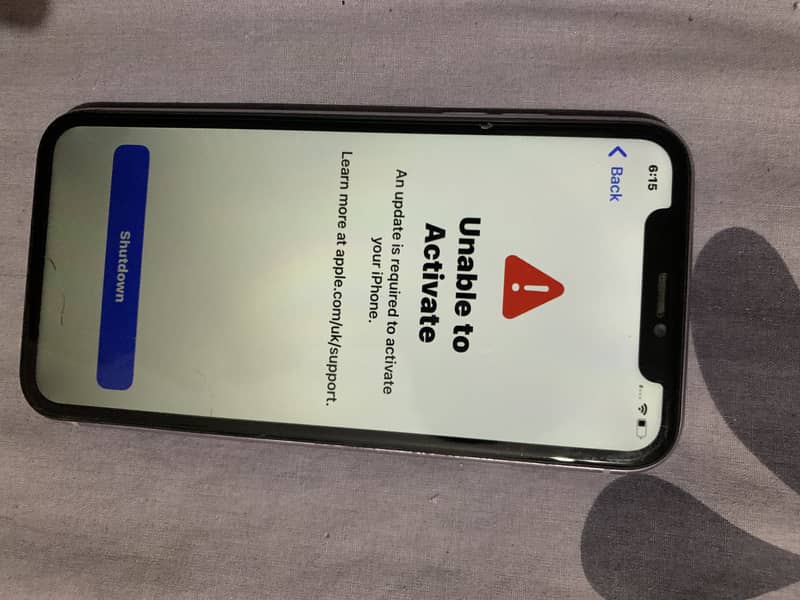 Apple iPhone 11 0