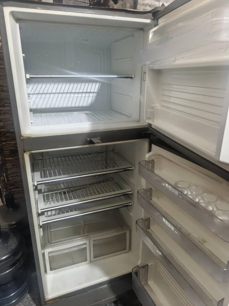 Dawlance Refrigerator 2