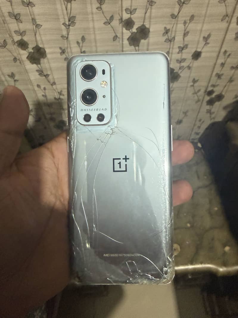 One Plus 9 Pro 0