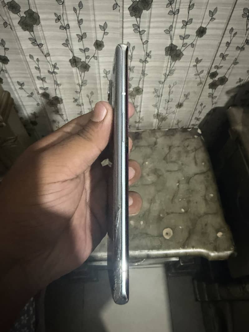 One Plus 9 Pro 5