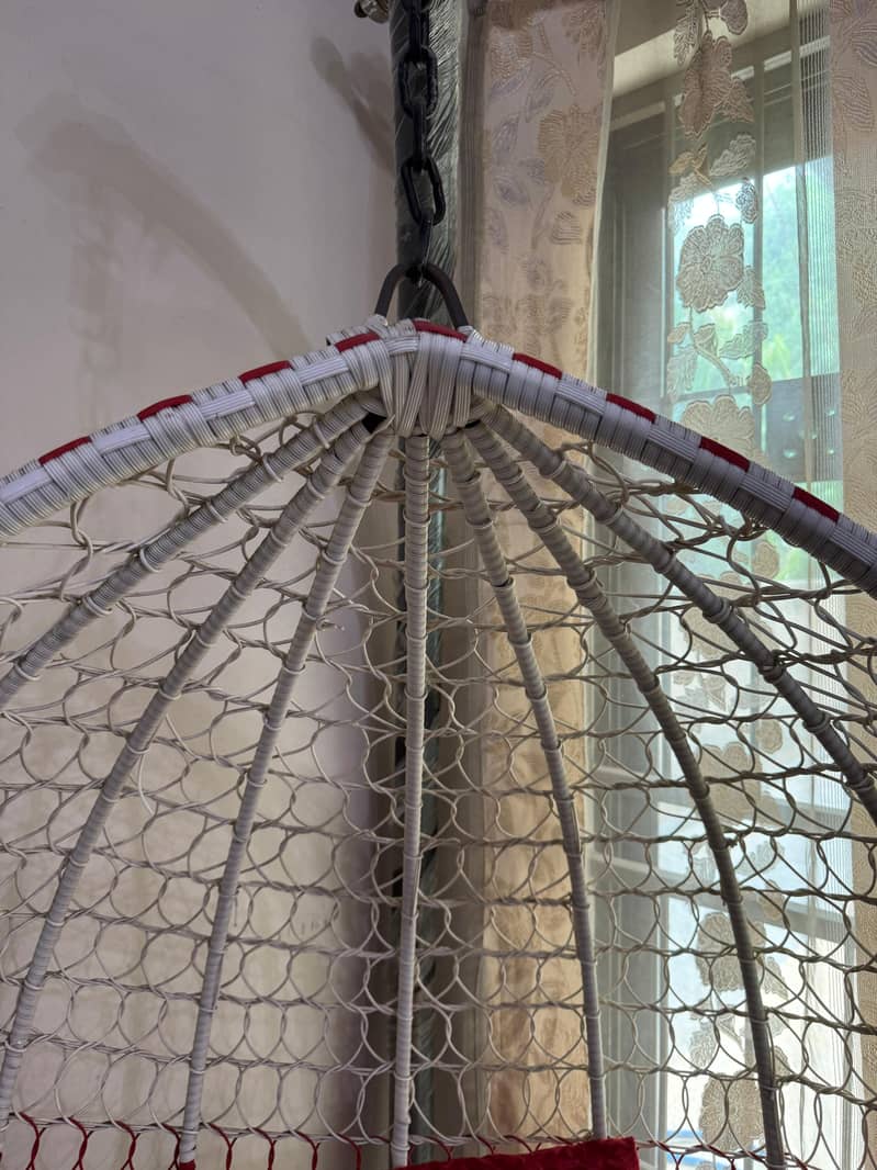 handing egg shape swing 5