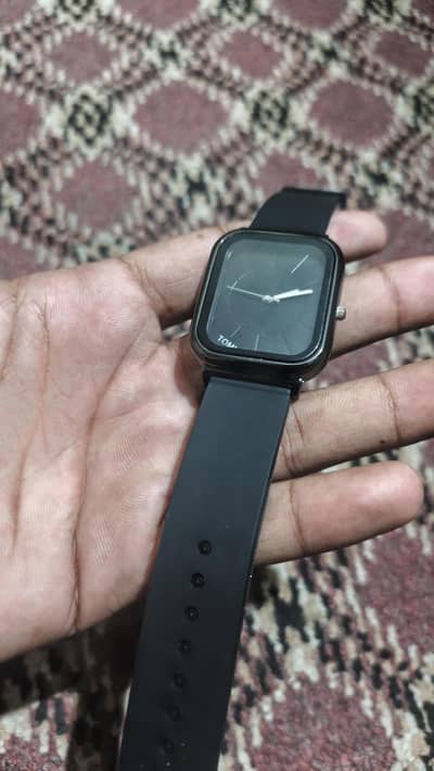 Brand new simple and asthetic watch