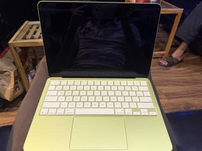 MACBOOK NEO BRAND NEW