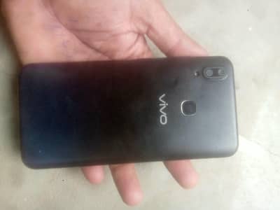 vivo 1881
