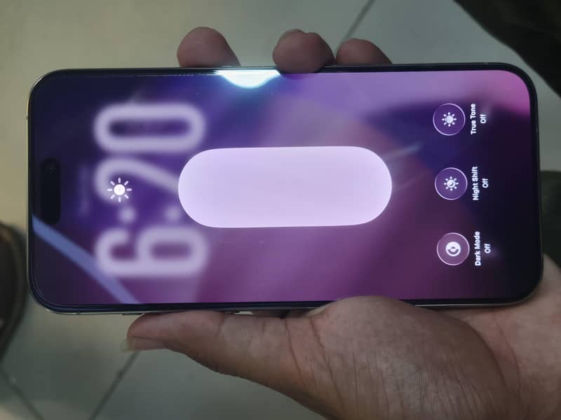 Apple iPhone 15 Pro Max 6