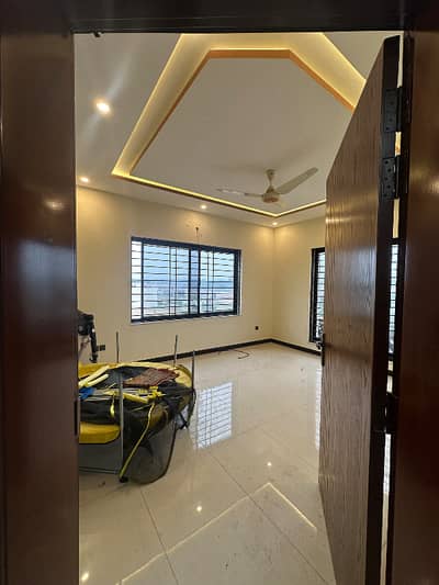 Upper Portion for Rent in DHA Phase 3 Sector B