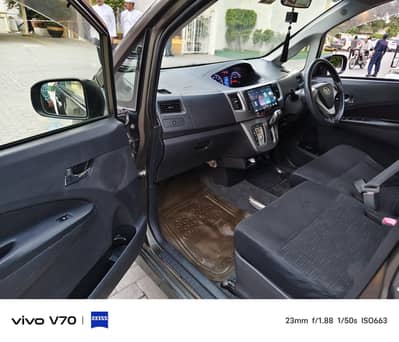 Daihatsu Move 2015