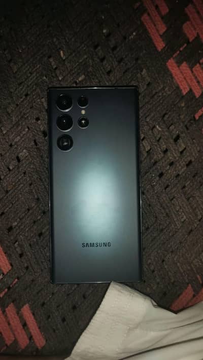 Samsung Mobile S22 storage 128 read ad