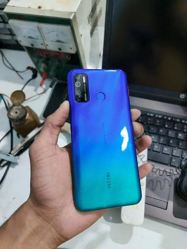 Tecno Spark 5 Pro 4