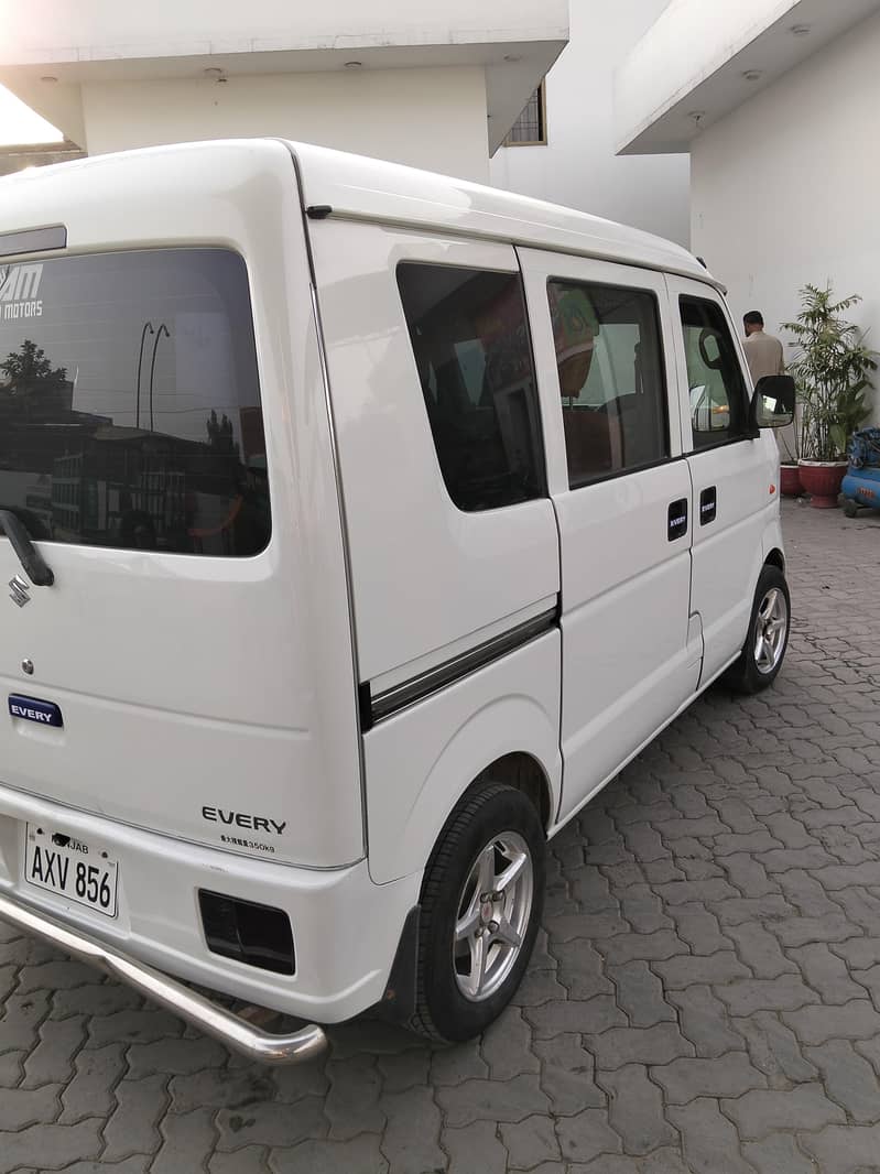 Suzuki Every 2017 3