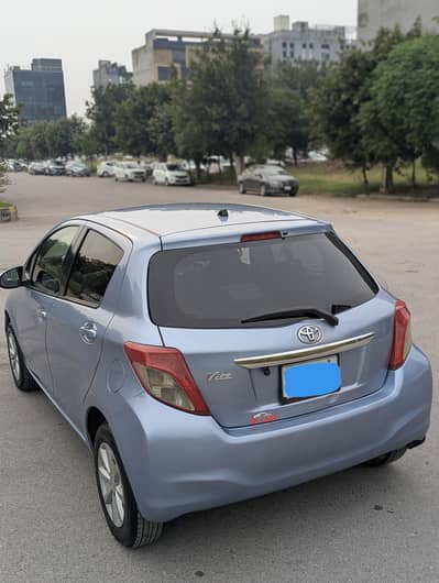 Toyota Vitz 2016
