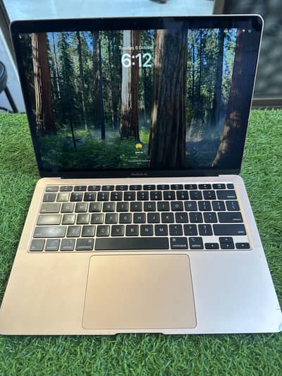 MACBOOK AIR 2020
