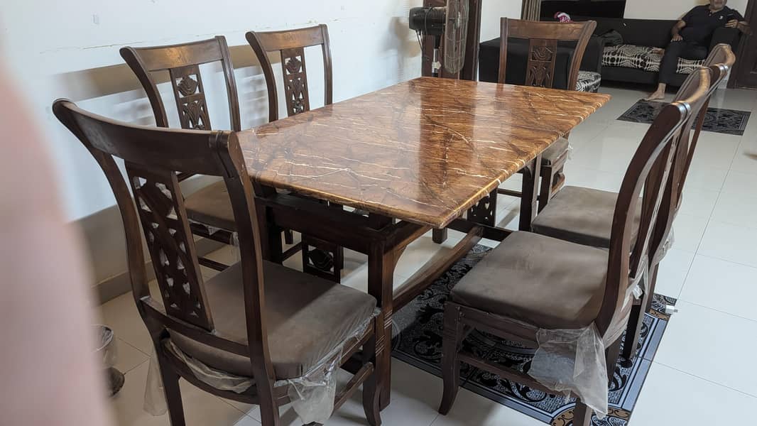 Dinning table 4