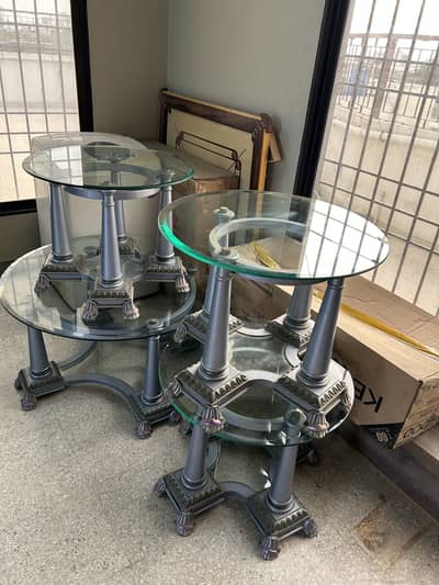 4 Coffee/ Drawing room tables