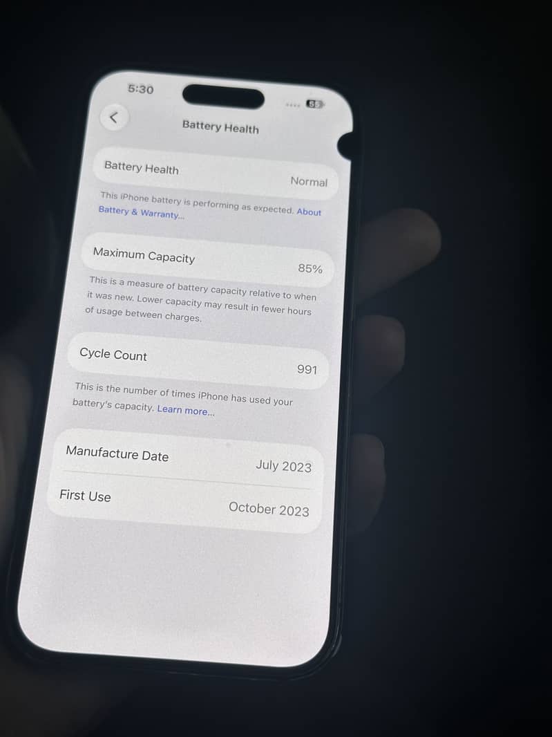 Apple iPhone 15 Pro 16