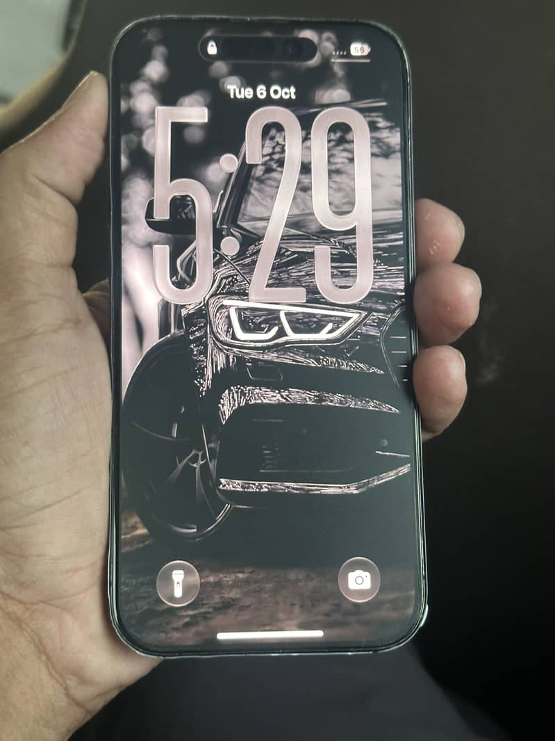 Apple iPhone 15 Pro 17