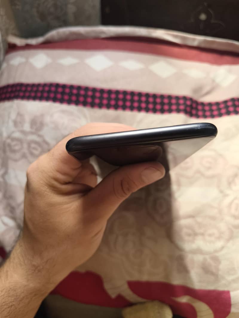 Apple iPhone 7 Plus 3