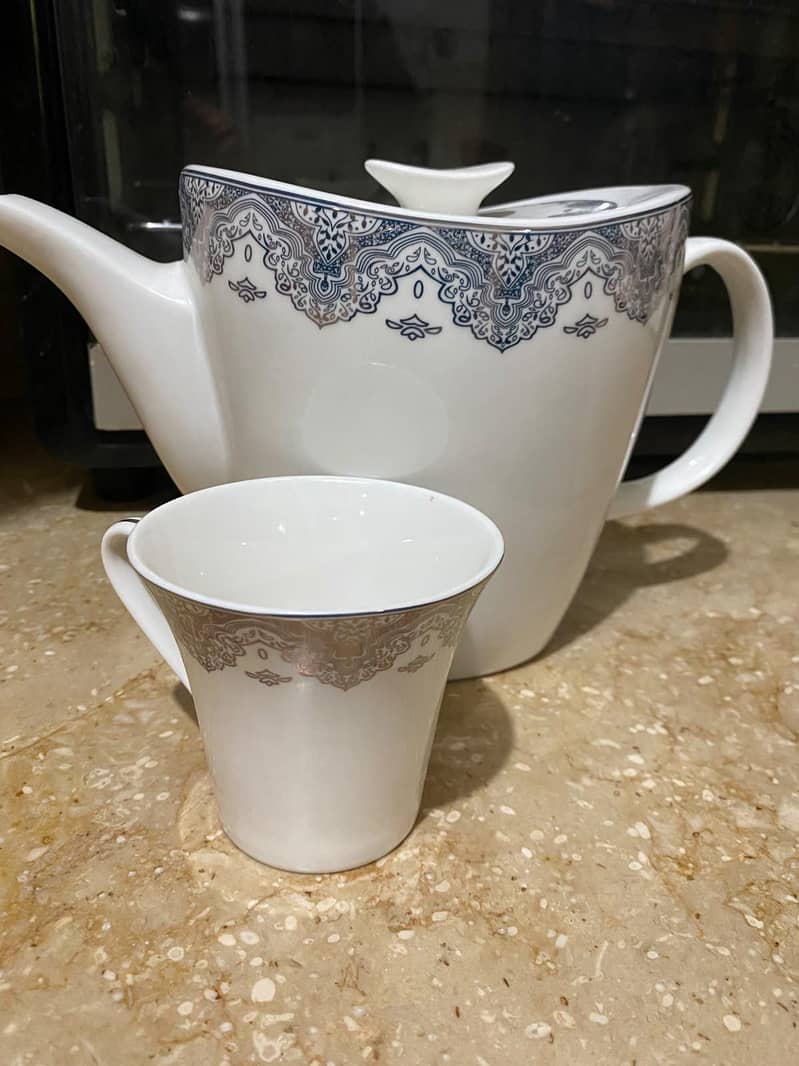 Dinner set 1