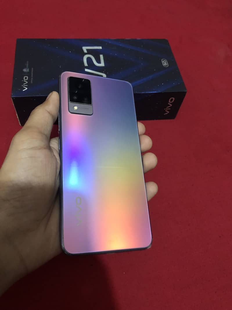 Vivo V21 0