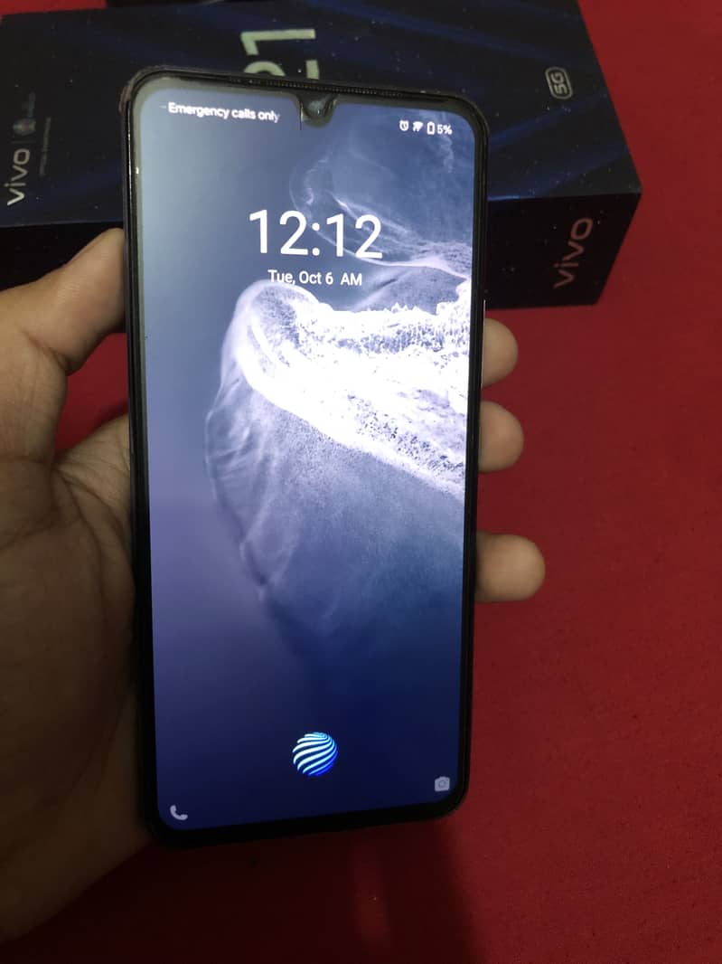 Vivo V21 1