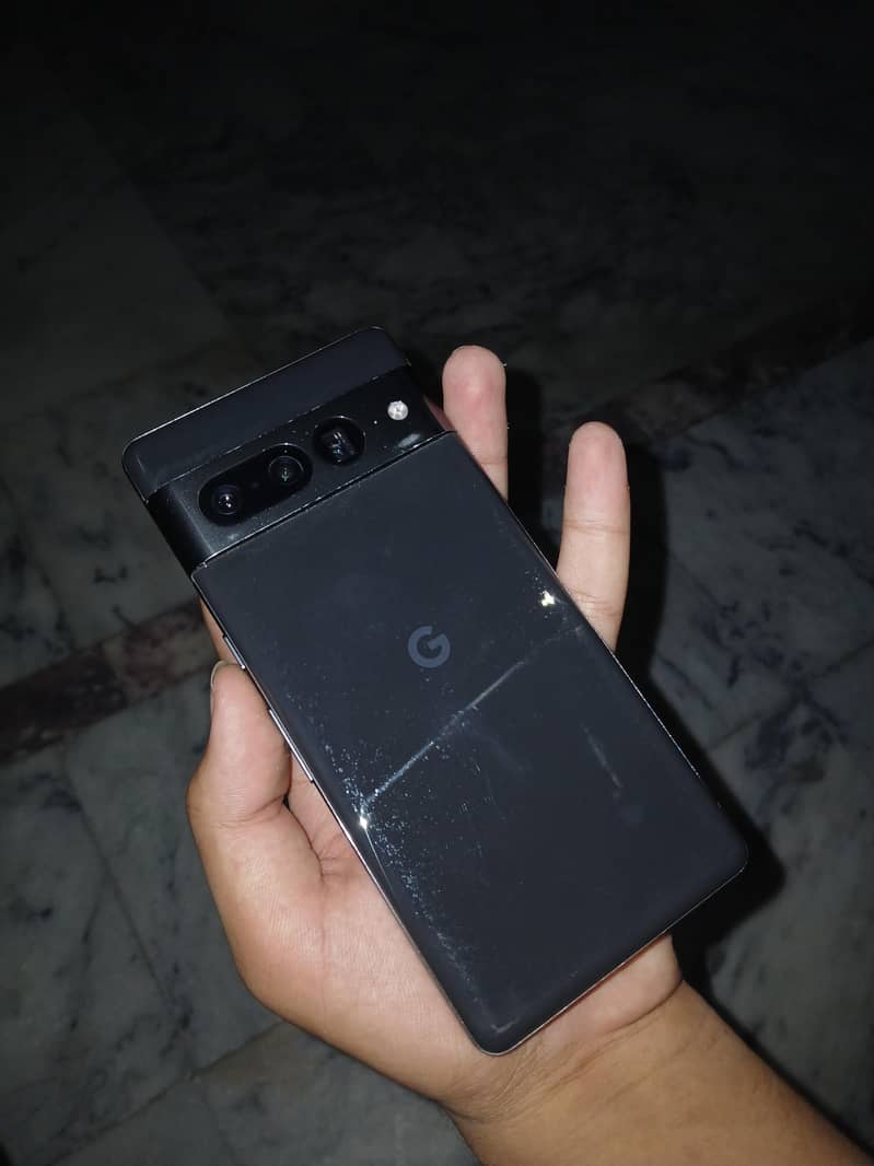 Google Pixel 7 Pro 2