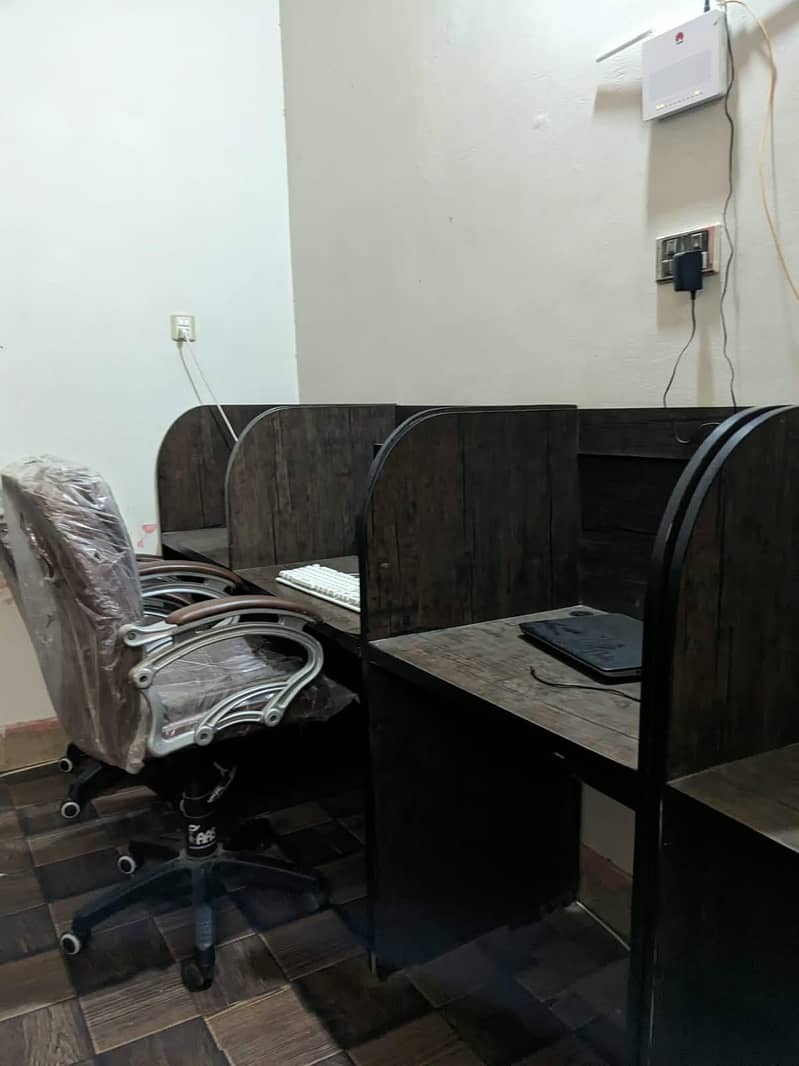 Office Cubicle Corner 1