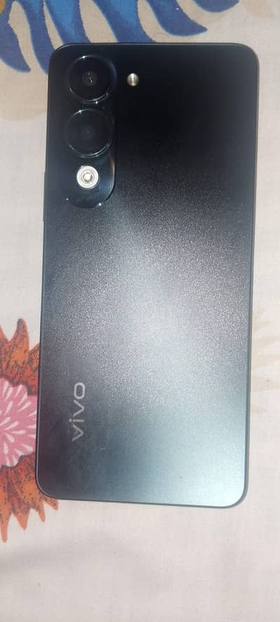 vivo y04