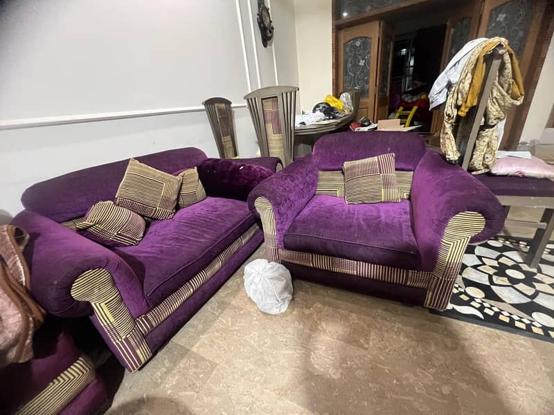 Dining table and Sofas set 10