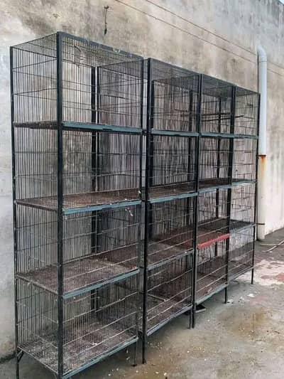 used cage 1.5 by 2.5 4 portion