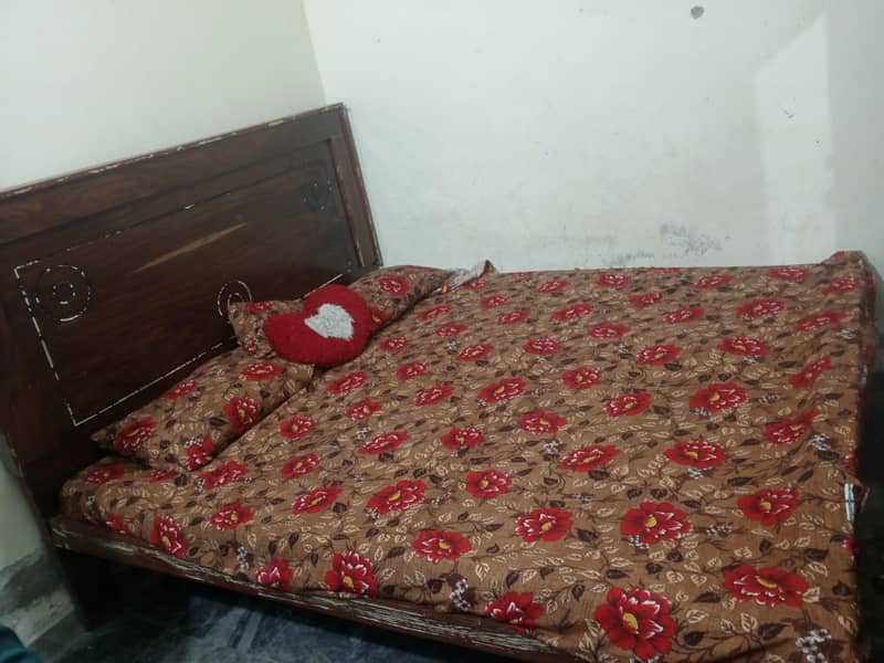 king size bed 0