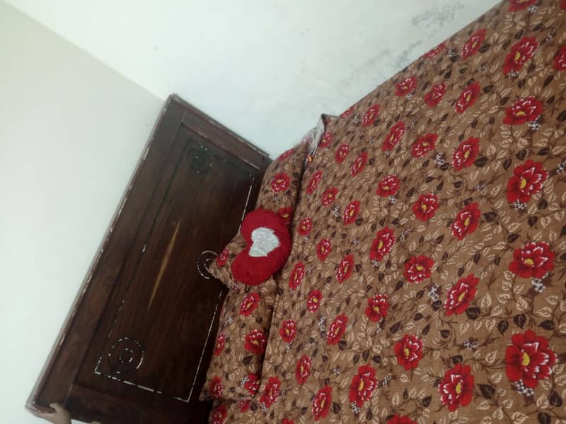 king size bed 1