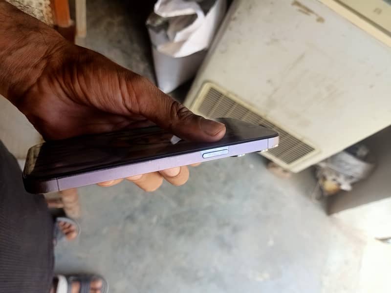 Apple iPhone 14 Pro Max 4