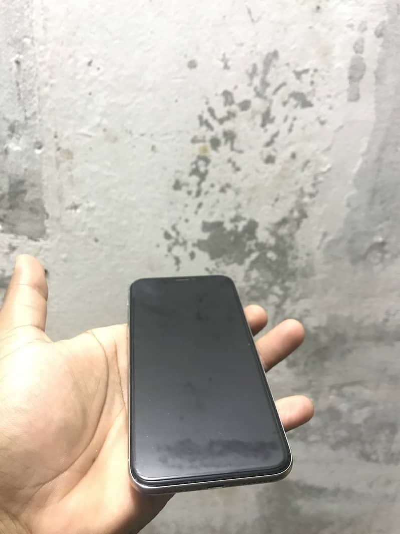 Apple iPhone X 1