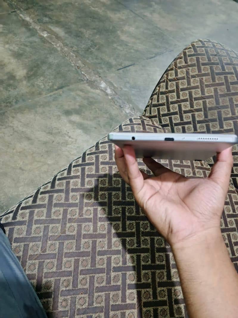 SAMSUNG TAB 3