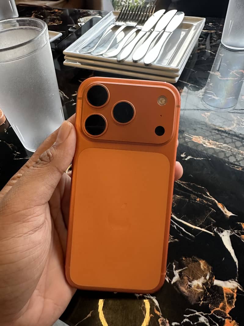 Apple iPhone 17 Pro 1