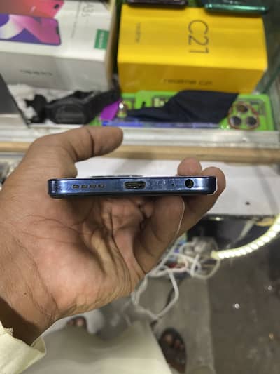 Infinix Hot 40i