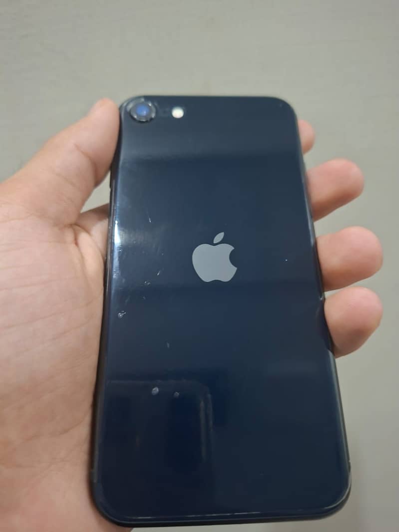 Apple iPhone SE 3 0