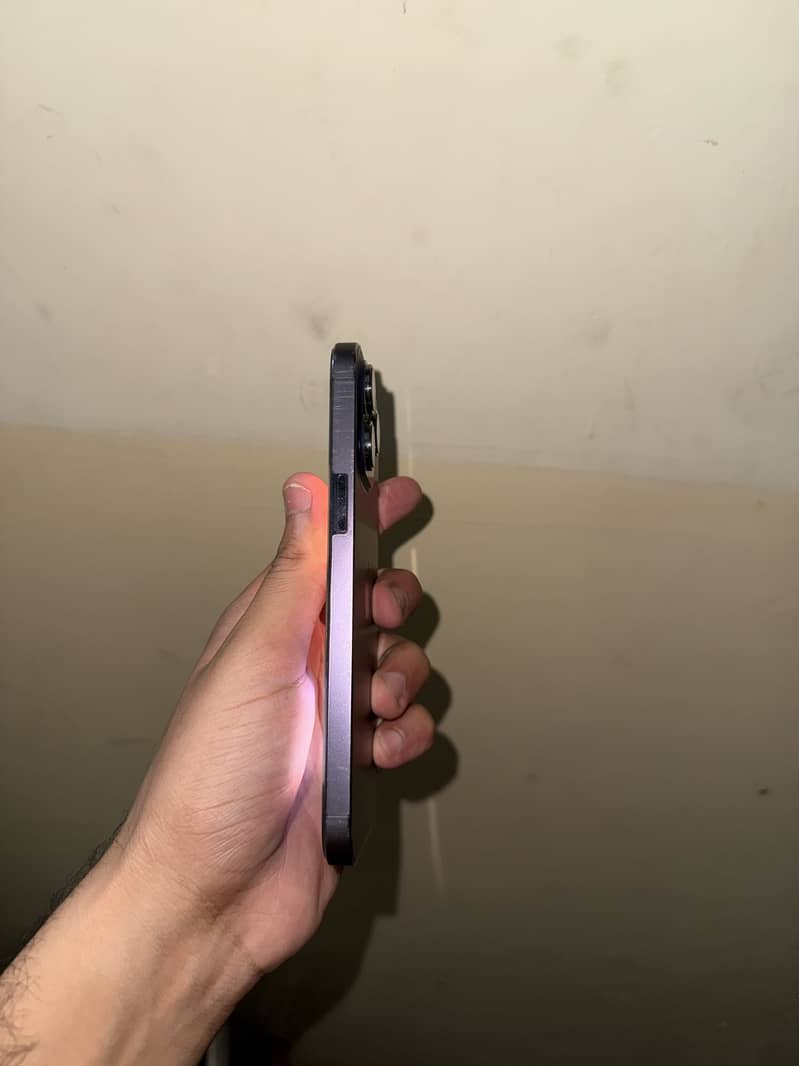 Apple iPhone 14 Pro Max with box 1
