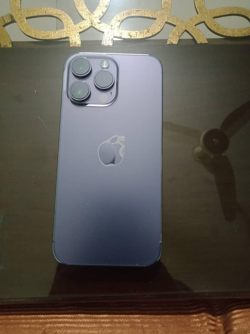 Apple iPhone 14 Pro Max 0