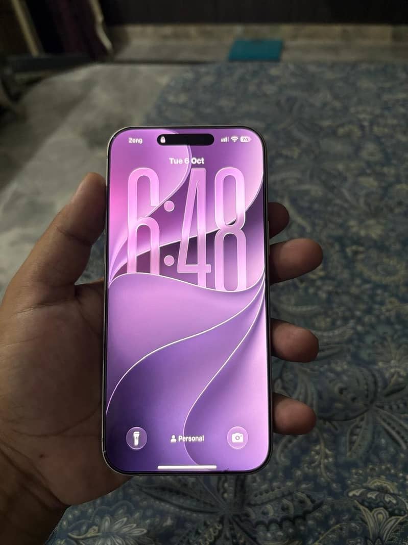 Apple iPhone 17 Pro Max 2