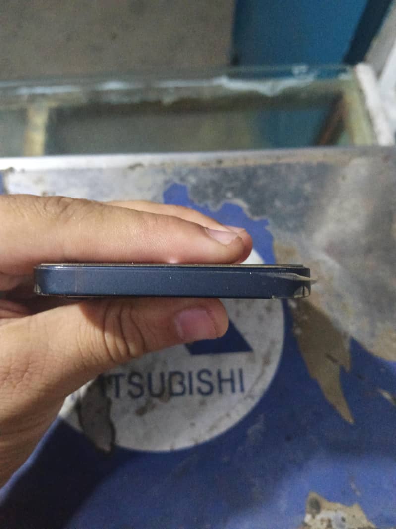 Apple iPhone 12 1