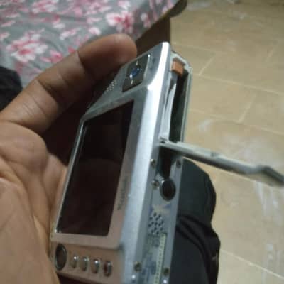Vintage Kodak EasyShare Y2K Digital Camera 5.0MP - Urgent Sale