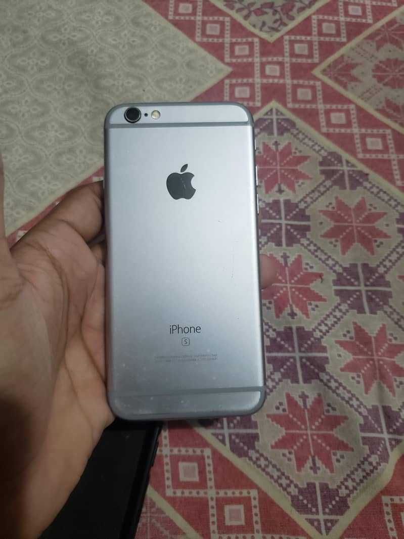 Apple iPhone 6S 1