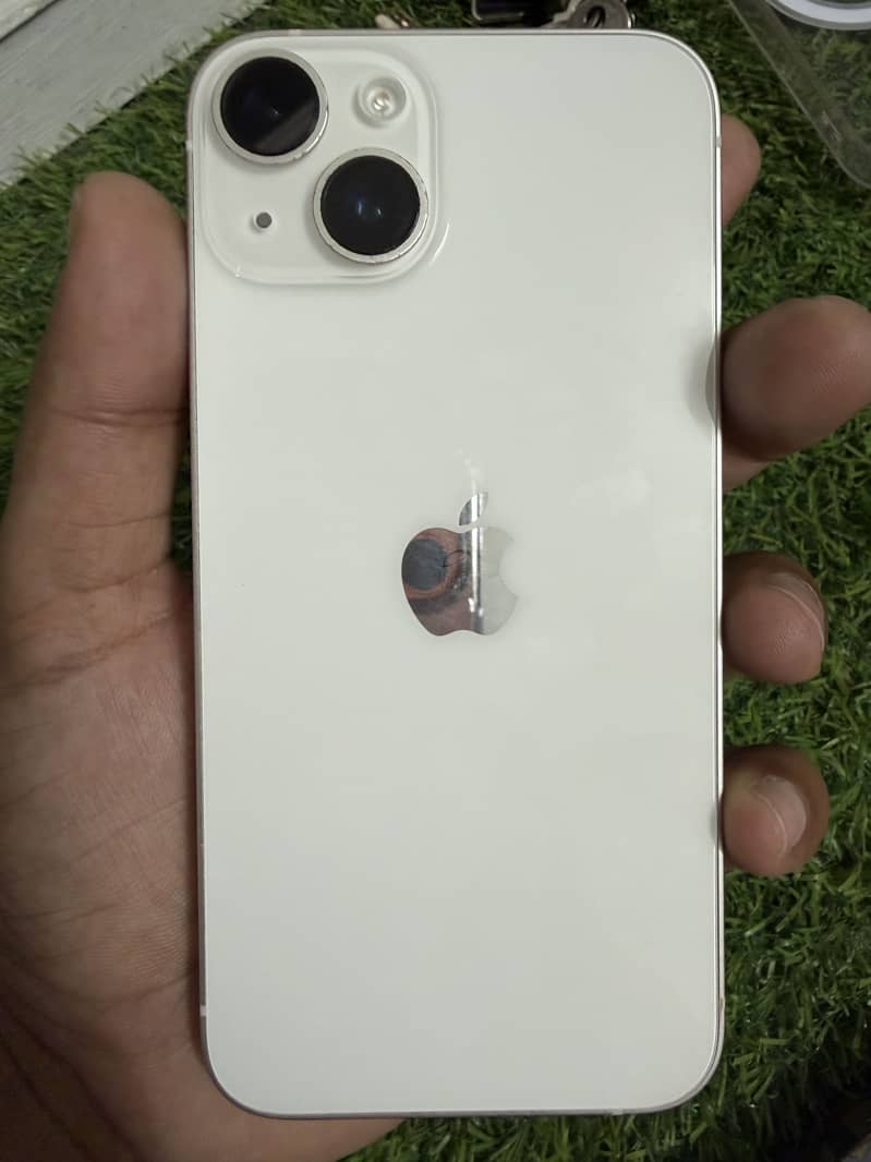 Apple iPhone 14 3