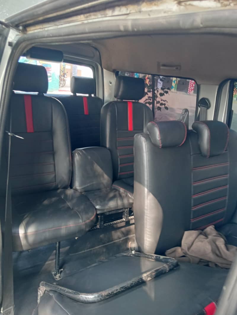 mini bus 4