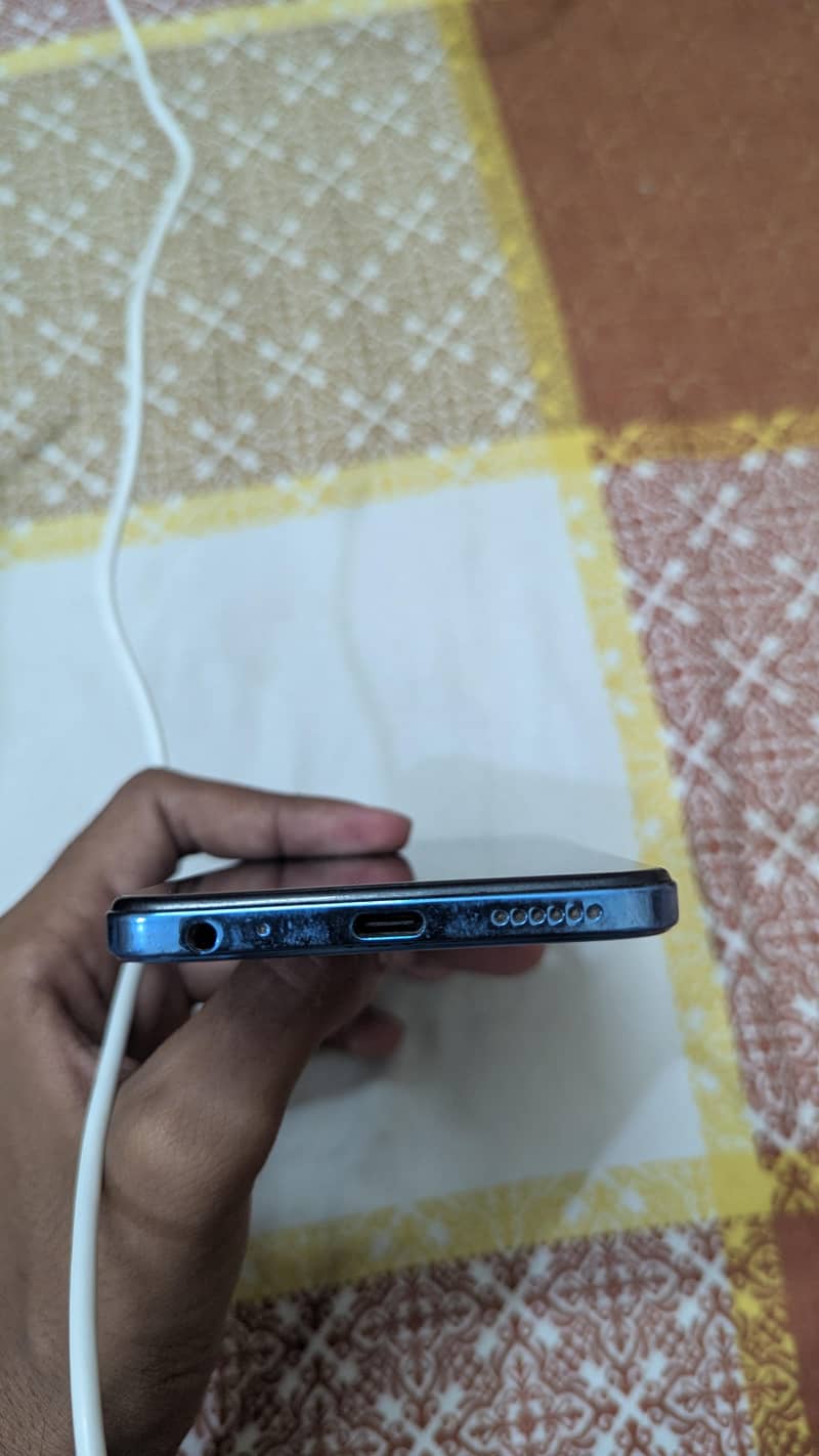 Tecno Spark 10 Pro 4