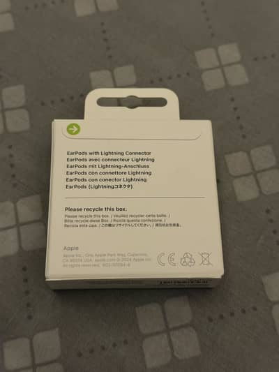 Apple EarPod- lightning connector